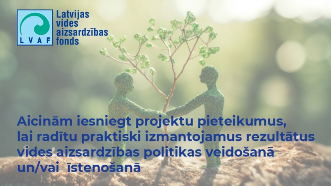 Stilizēti cilvēki sadevušies rokās