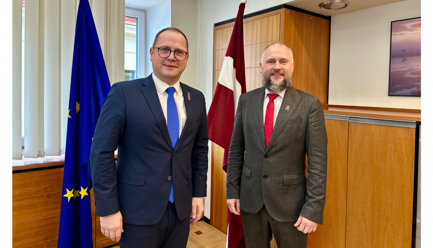 VARAM ministrs kopā ar V.Pusvācieti